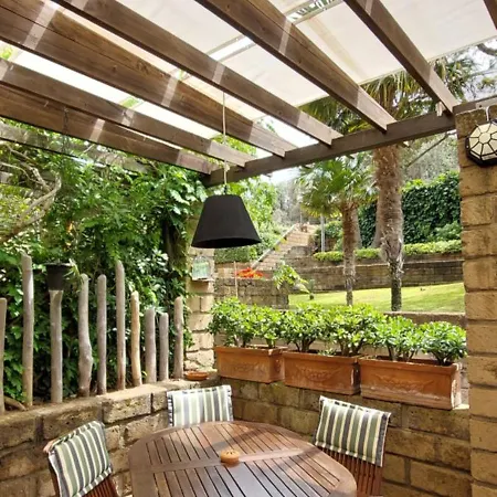 Confortevole Bilocale Giardino Doppio Parcheggio アパート *