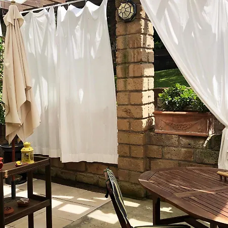 Apartmán Confortevole Bilocale Giardino Doppio Parcheggio *