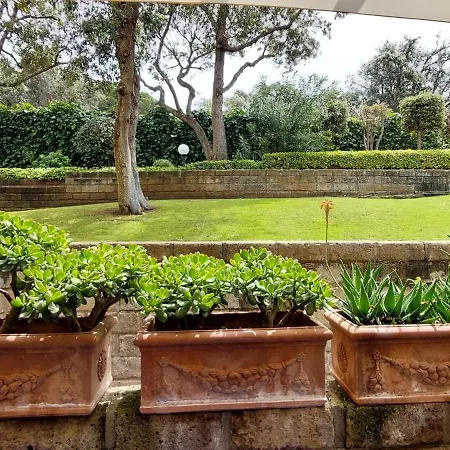 Confortevole Bilocale Giardino Doppio Parcheggio Apartmán Punta Ala
