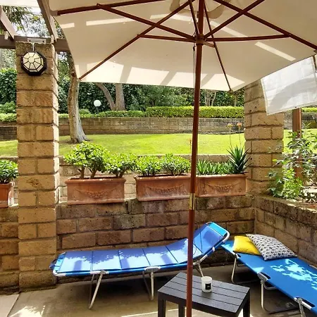 Confortevole Bilocale Giardino Doppio Parcheggio Apartmán Punta Ala